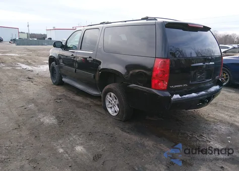 2014 GMC Yukon Xl 1500 Slt z USA, uszkodzony, nr VIN 1GKS2KE74ER201363